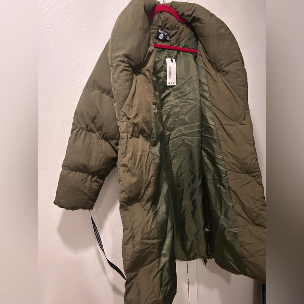 Boohoo Olive Green Puffer Jacket - Picture 2 of 3